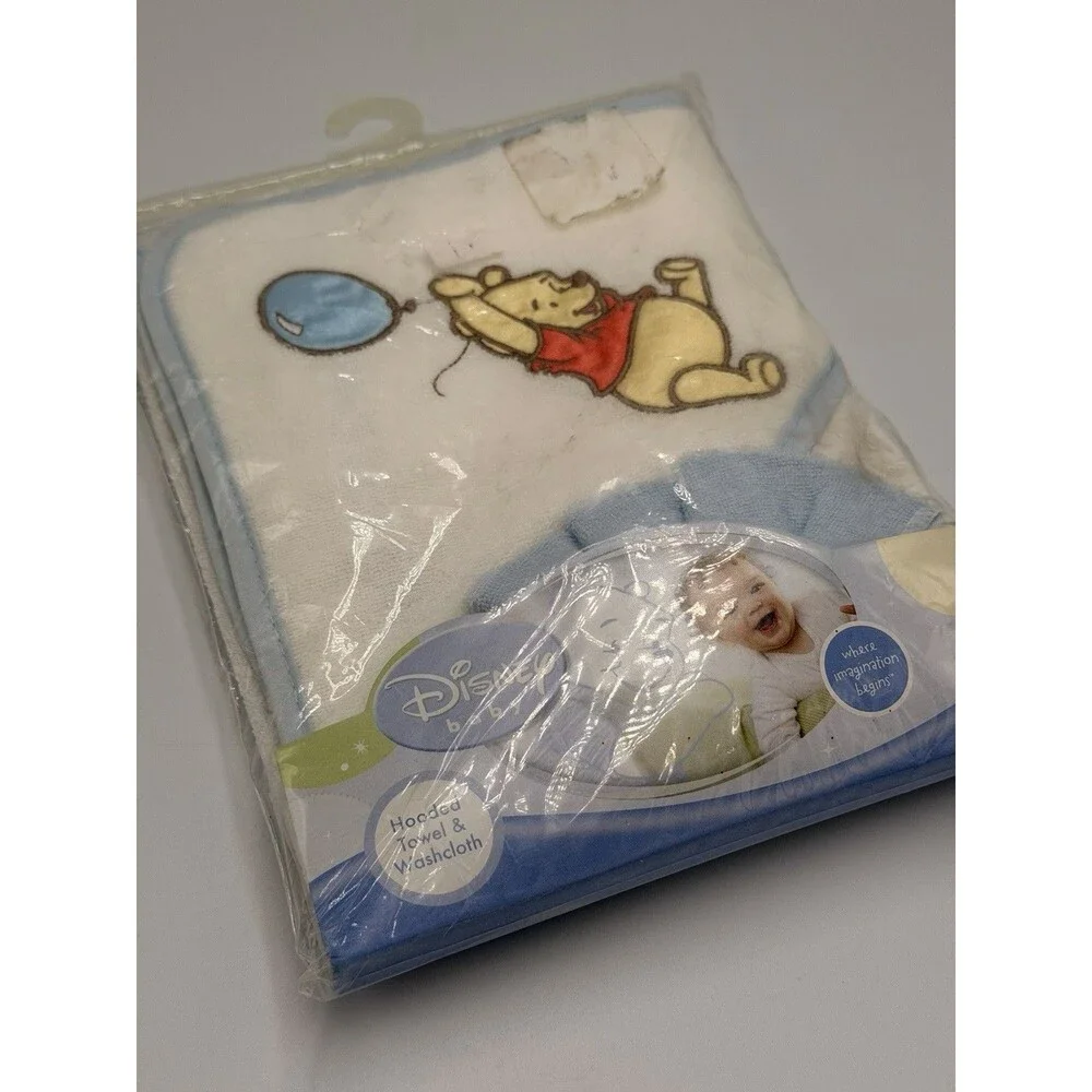 Vintage Winnie the Pooh Disney Baby Hooded Towel Washcloth Set Blue Balloon NIP